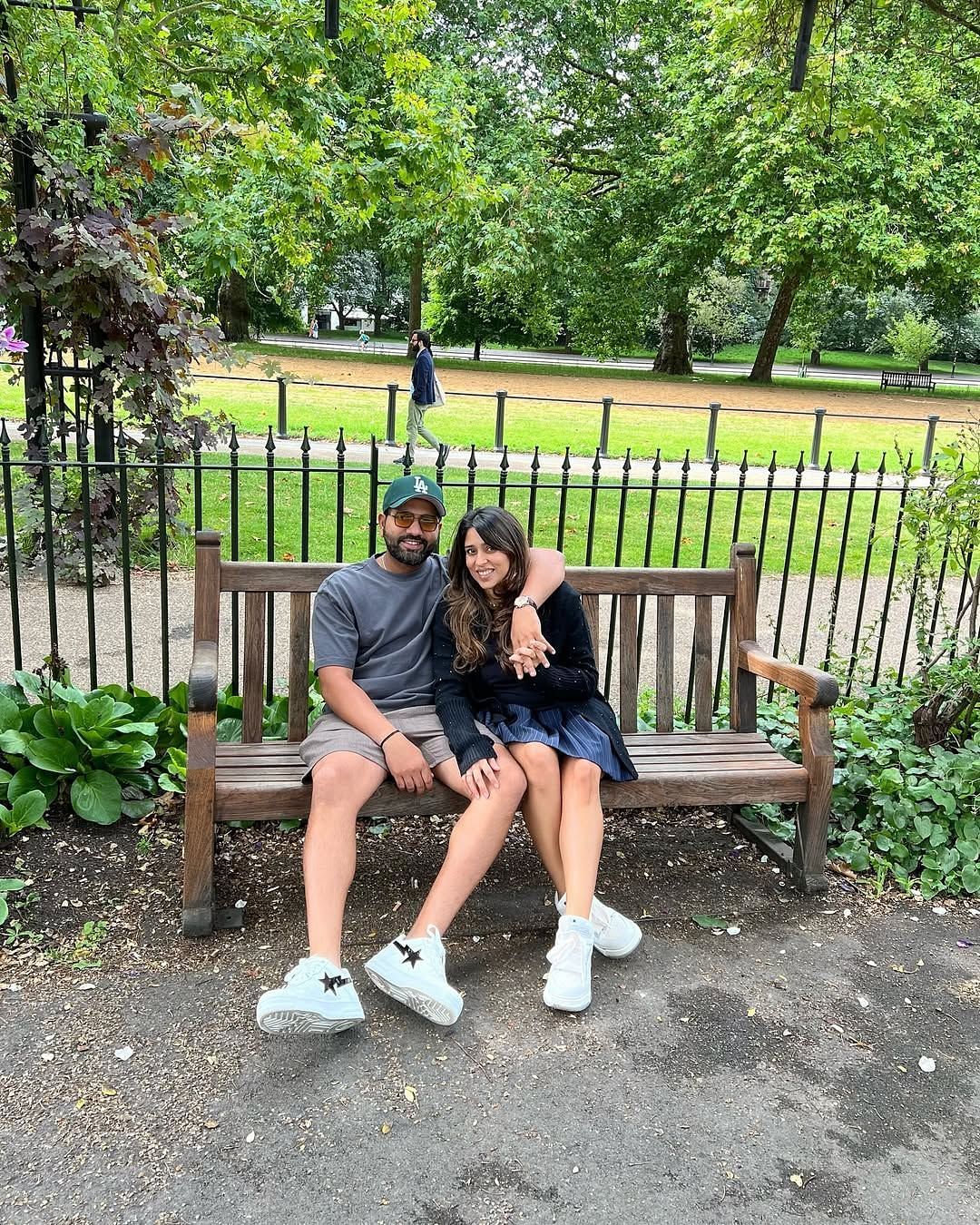 Rohit Sharma Wife and Kid Image